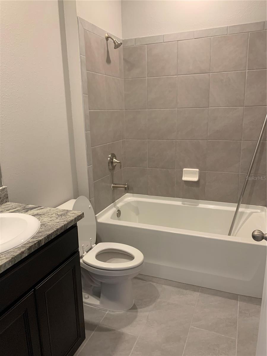 BAY LNDG PH 2B - Residential Lease