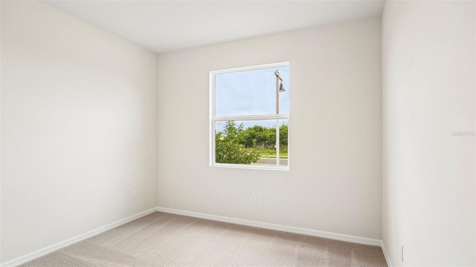 OAKFIELD TRAILS - Residential