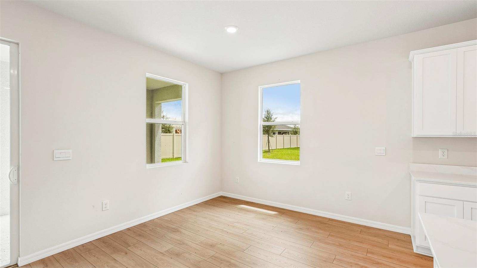 OAKFIELD TRAILS - Residential