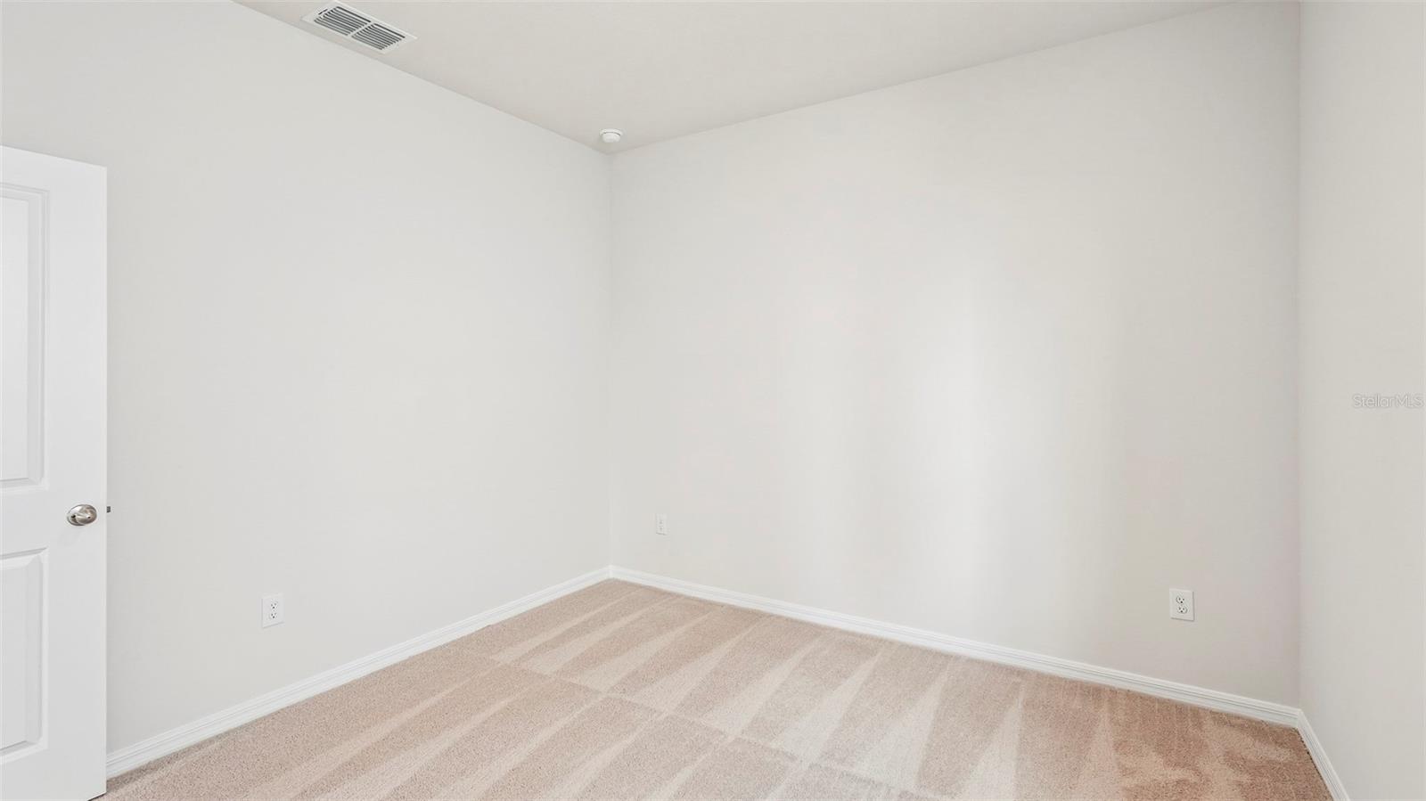 OAKFIELD TRAILS - Residential