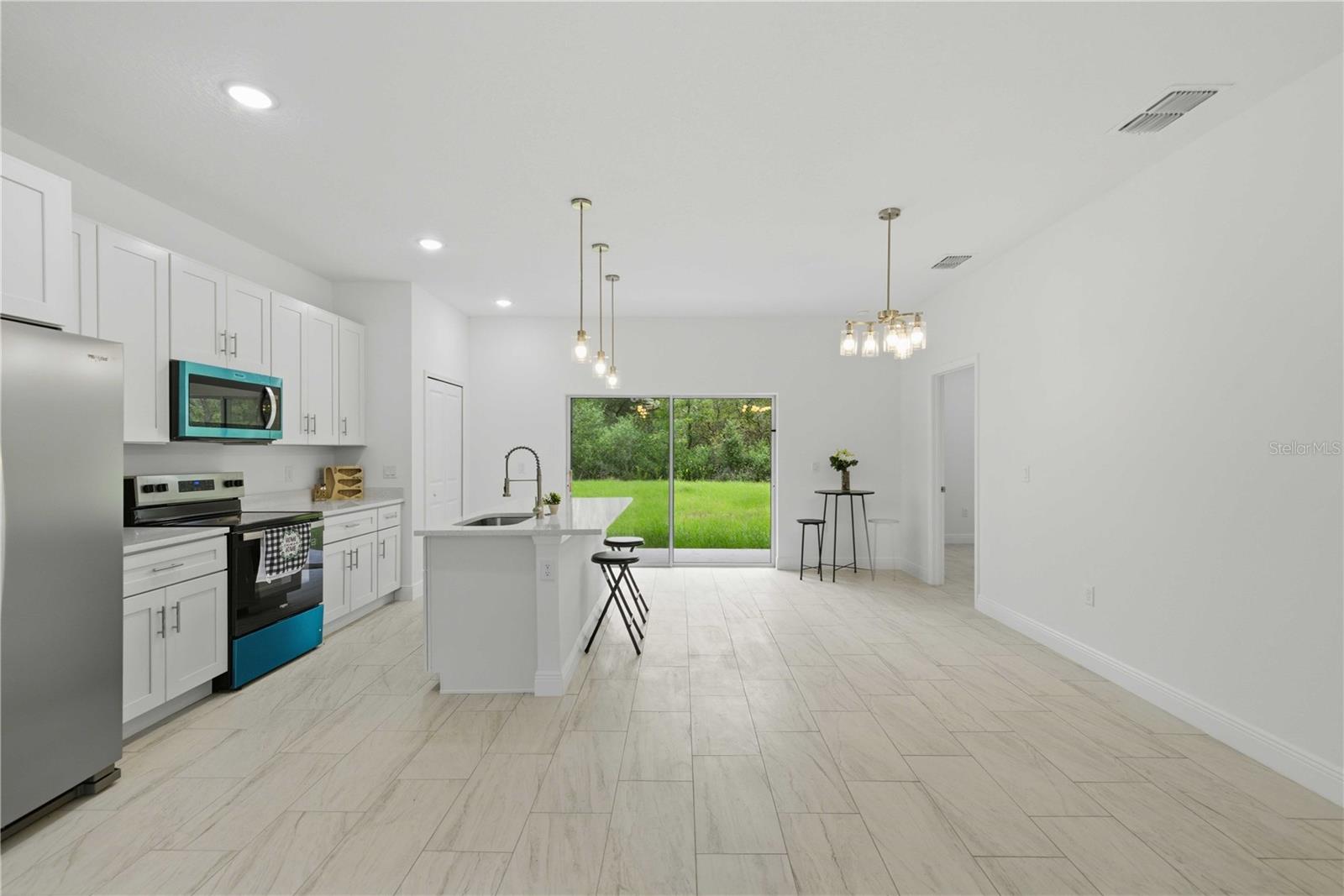 CITRUS SPGS UNIT 03 - Residential