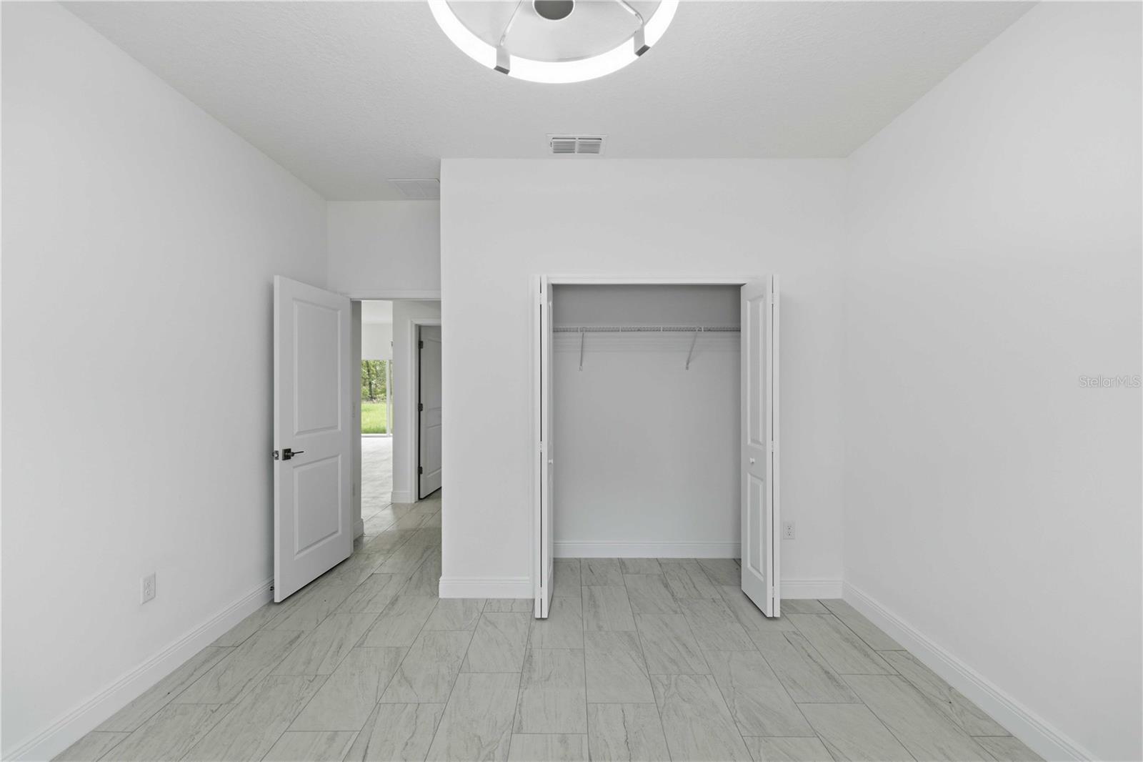 CITRUS SPGS UNIT 03 - Residential