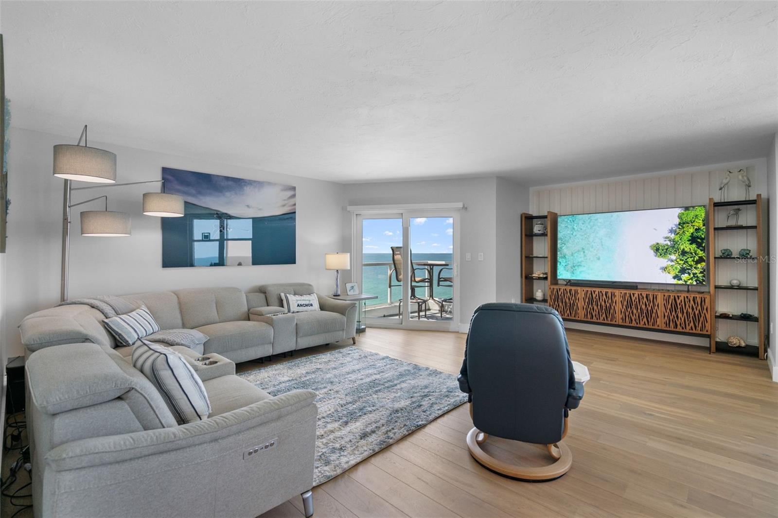 PRIVATEER NORTH - Residential