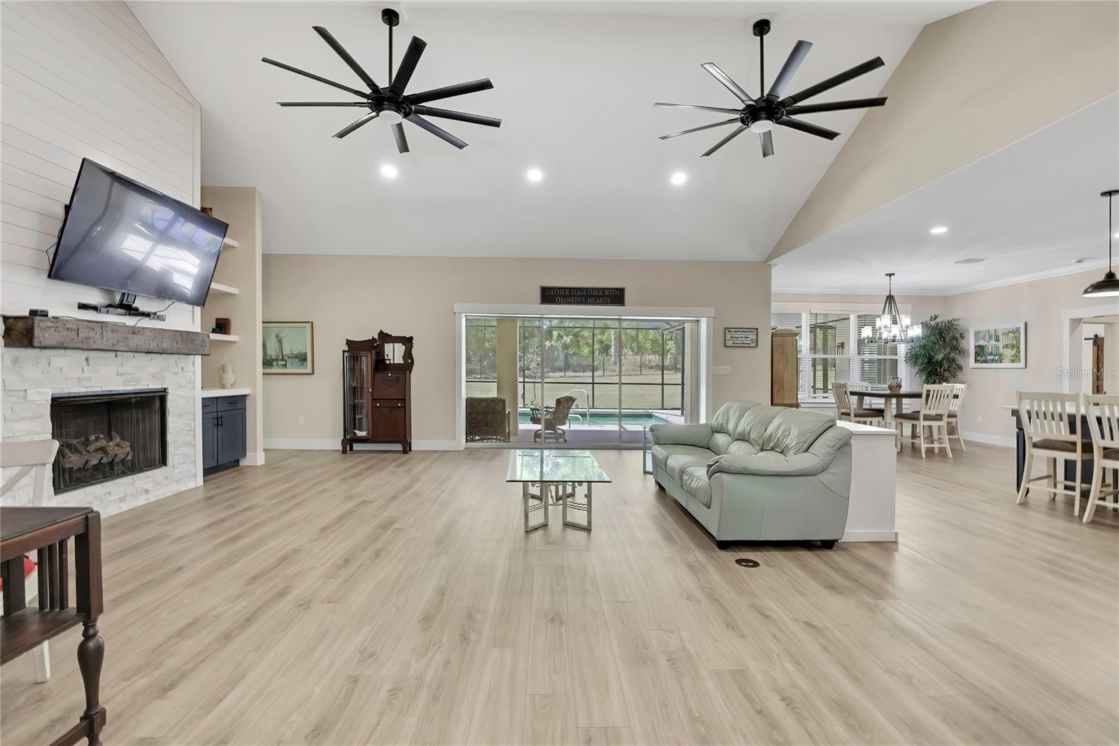 PINE RIDGE UNIT 02 - Residential