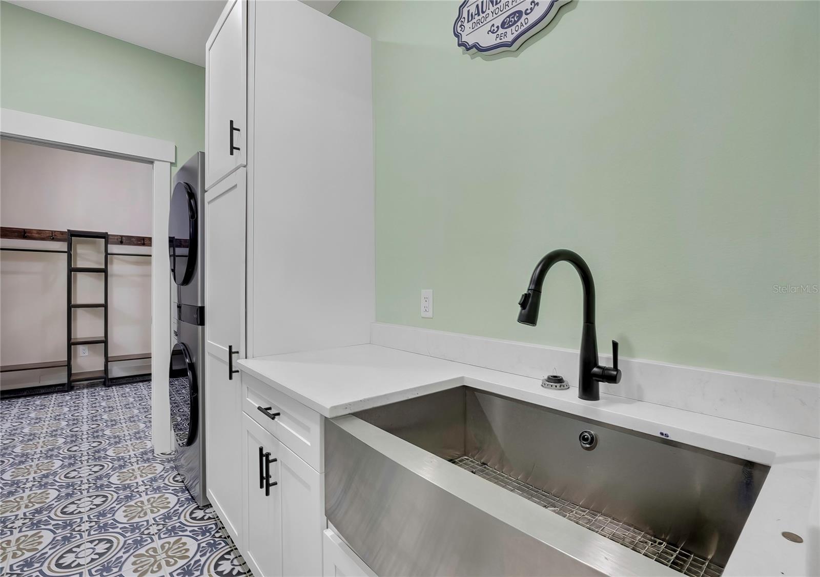 PINE RIDGE UNIT 02 - Residential