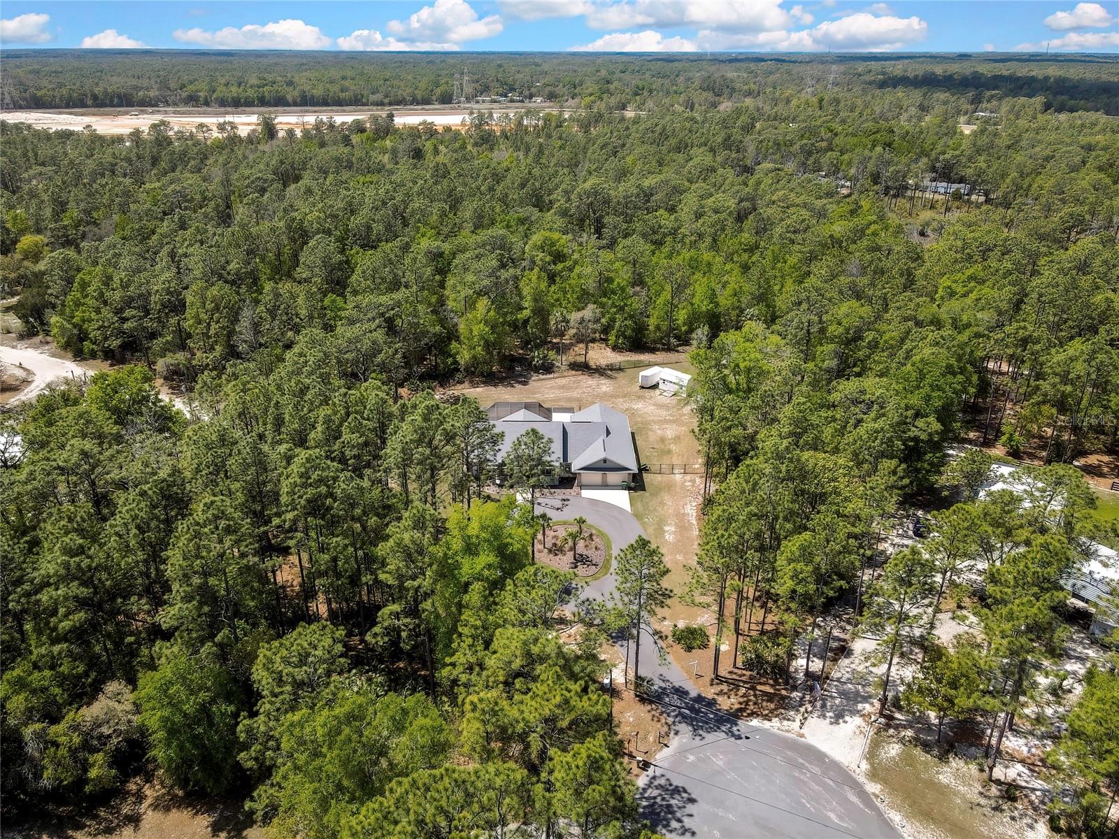 PINE RIDGE UNIT 02 - Residential