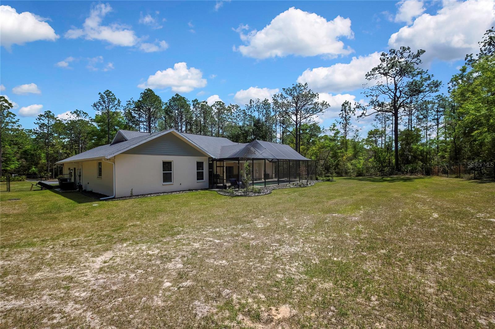 PINE RIDGE UNIT 02 - Residential