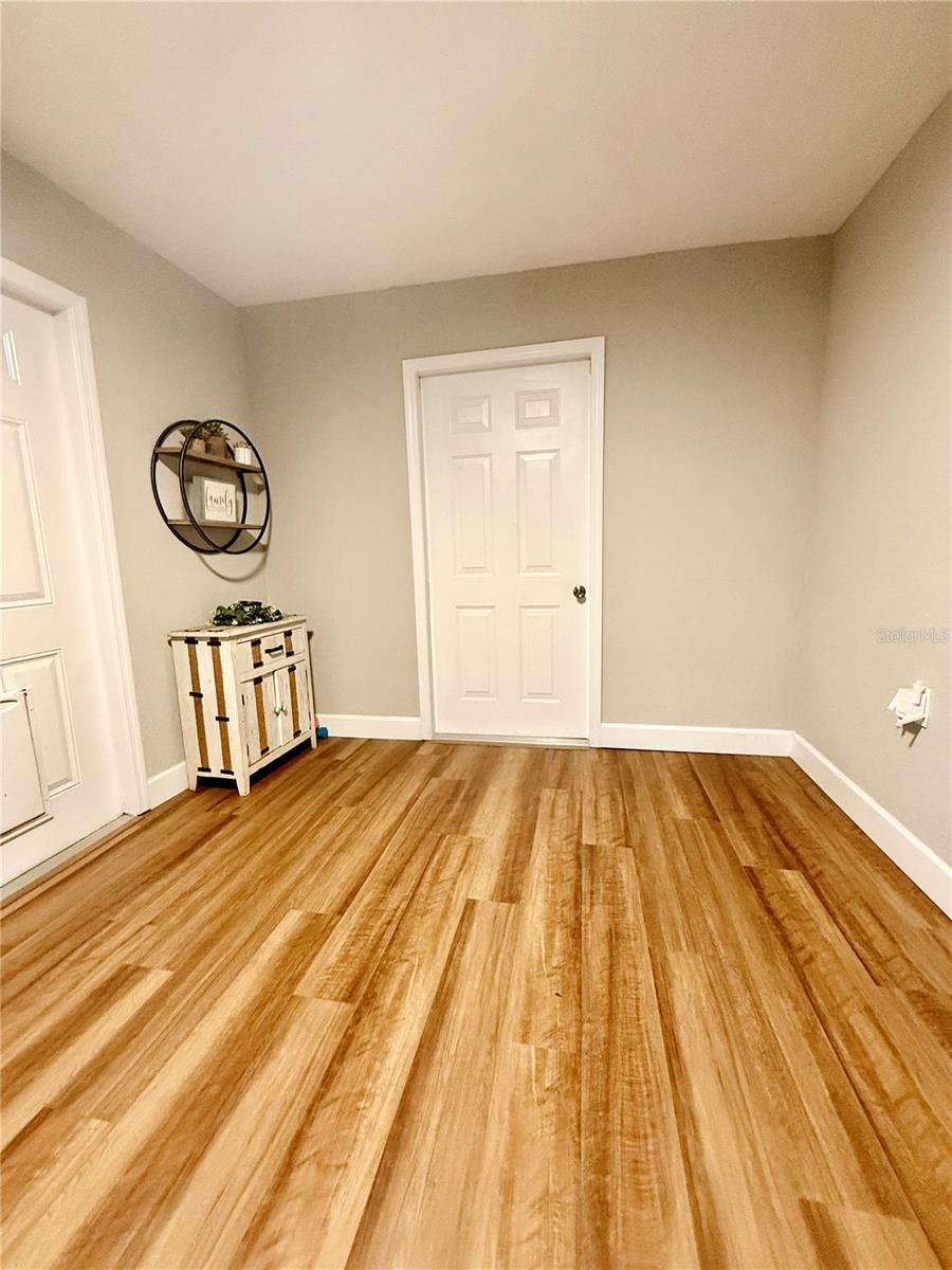 LAKE HAMILTON - Residential Lease