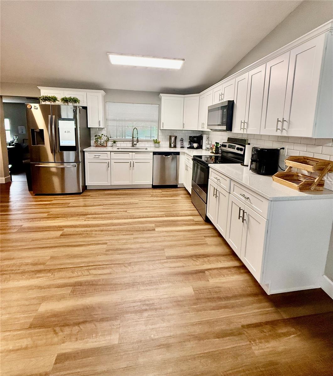 LAKE HAMILTON - Residential Lease