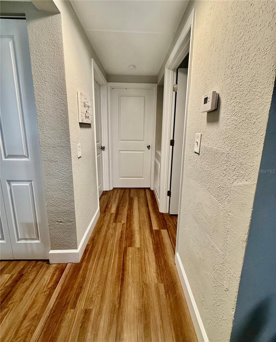 LAKE HAMILTON - Residential Lease
