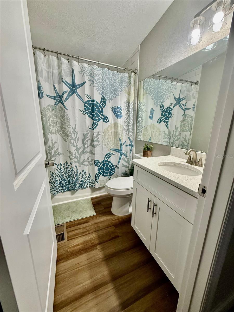 LAKE HAMILTON - Residential Lease