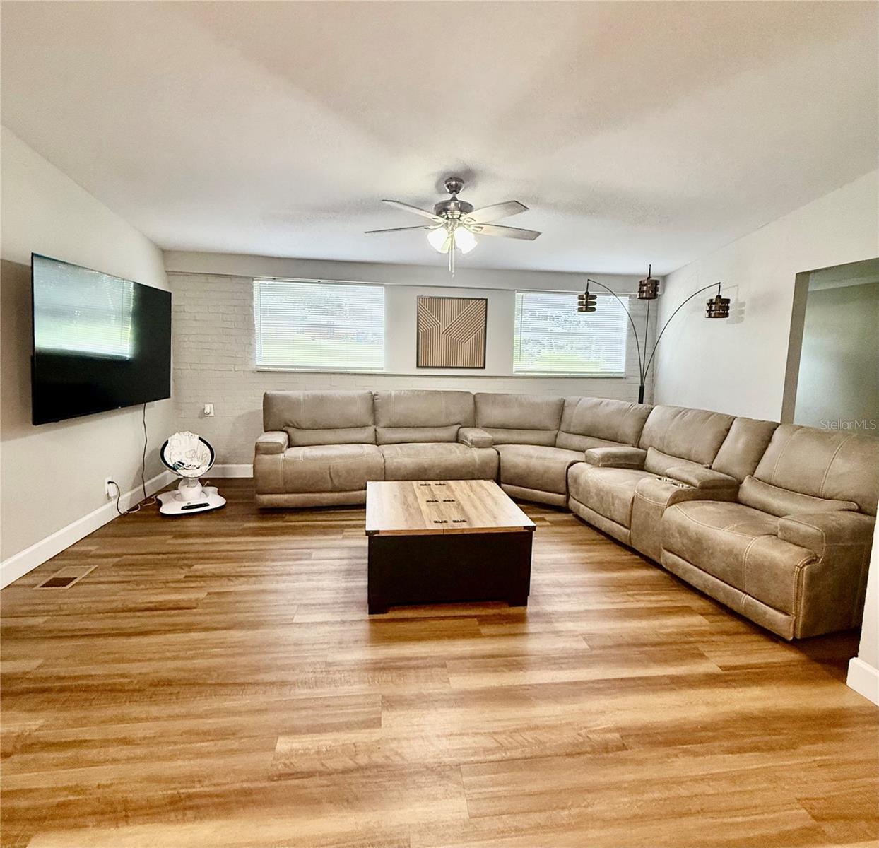 LAKE HAMILTON - Residential Lease