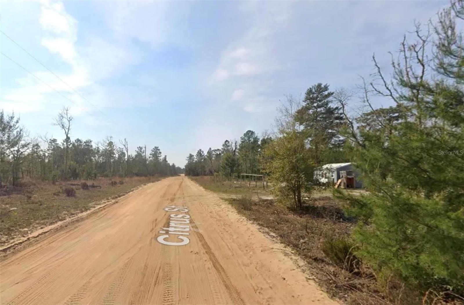 MARINERS LAKE ESTATES - Land