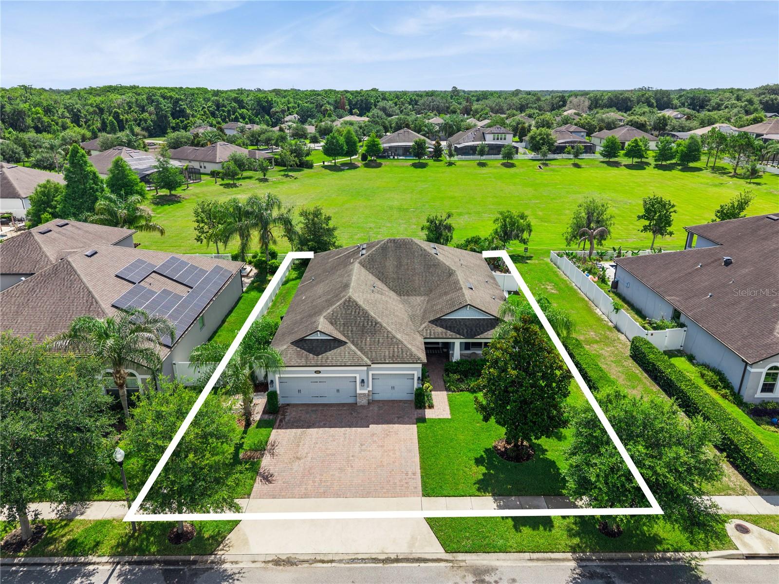 FOSTERS GROVE AT OVIEDO - Residential