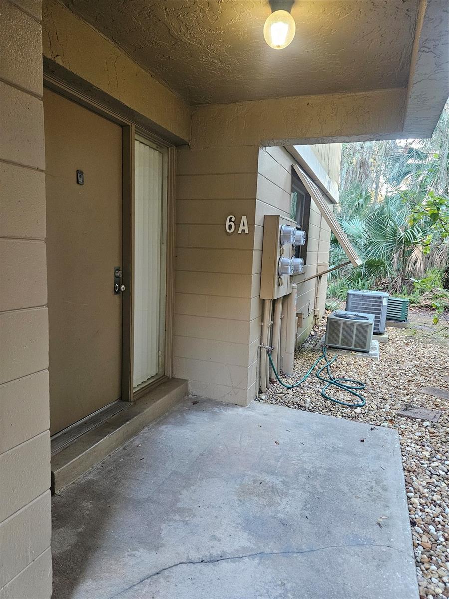 LAKESIDE CONDO APTS - Residential