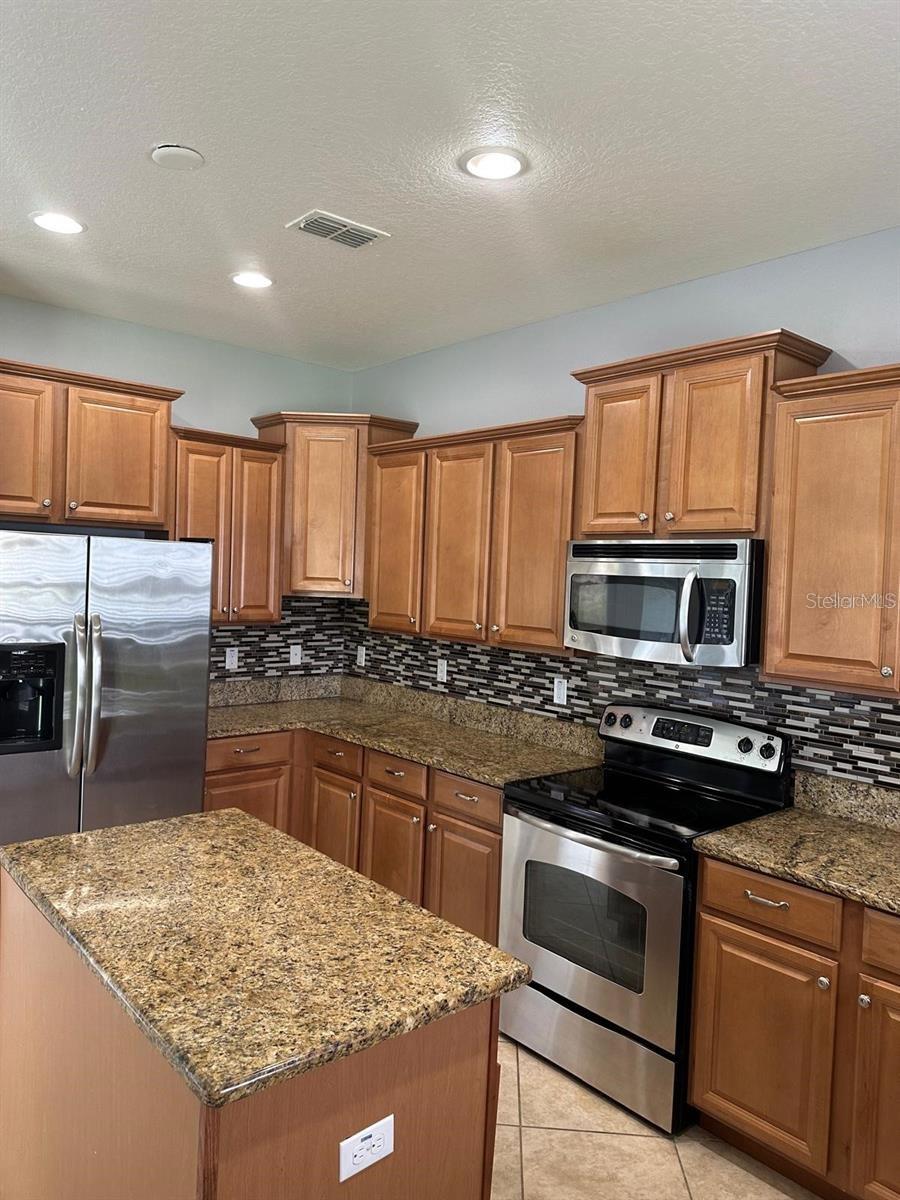 WYNDHAM LAKES ESTATES - Residential Lease