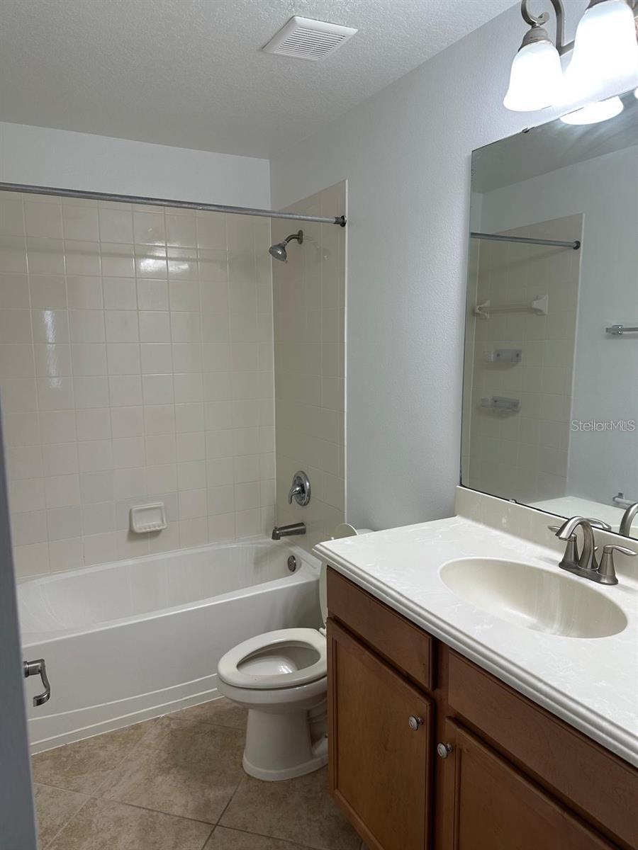 WYNDHAM LAKES ESTATES - Residential Lease