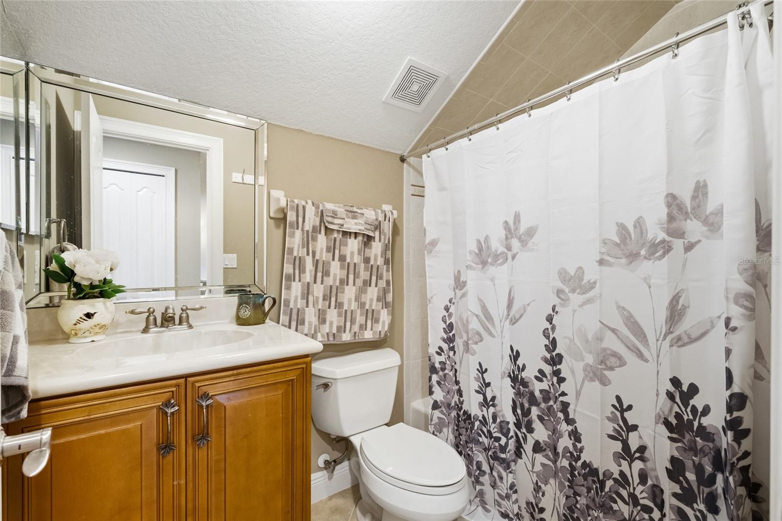 OAK HAMMOCK - Residential
