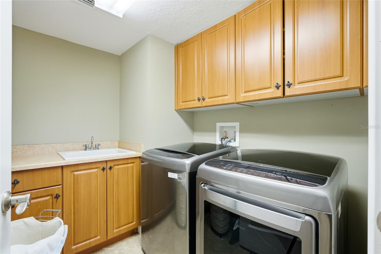 OAK HAMMOCK - Residential