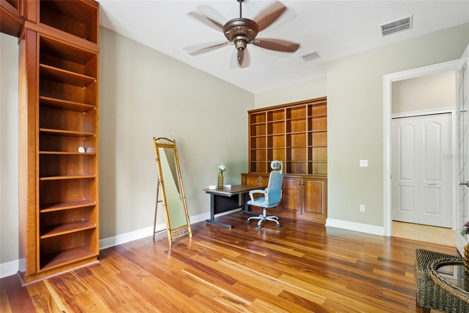 OAK HAMMOCK - Residential