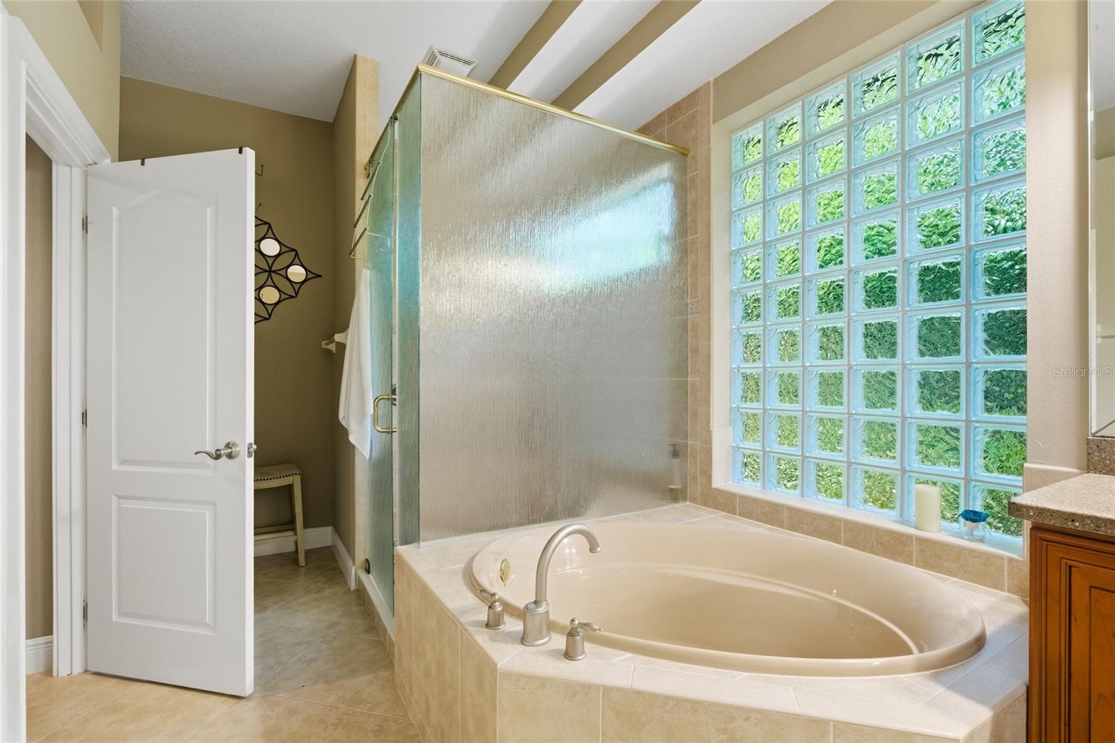 OAK HAMMOCK - Residential