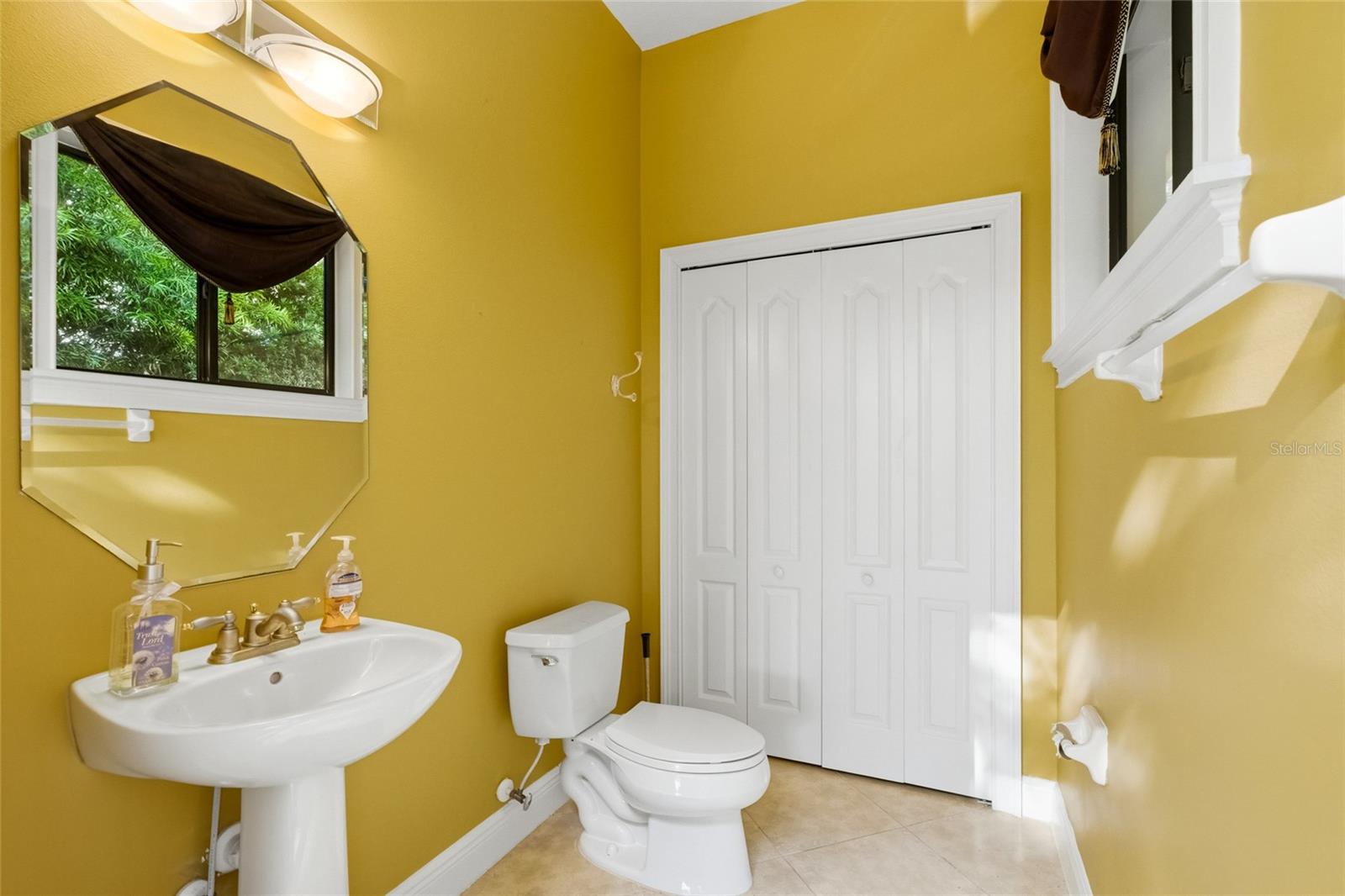 OAK HAMMOCK - Residential