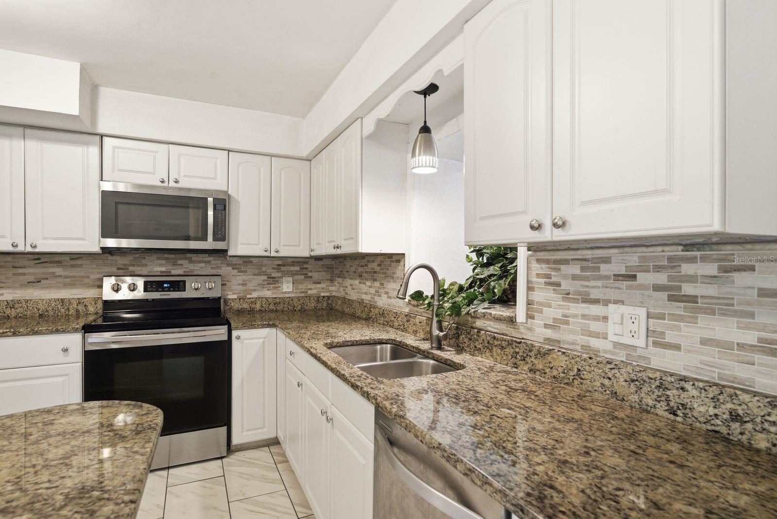 BAYOU VISTA REP - Residential