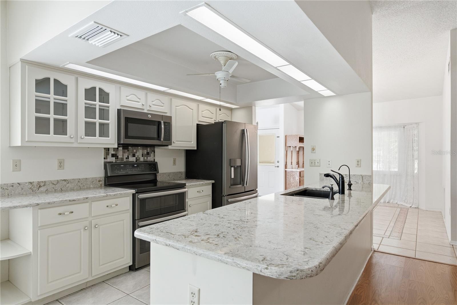 COUNTRY VILLAS-UNIT TWO - Residential
