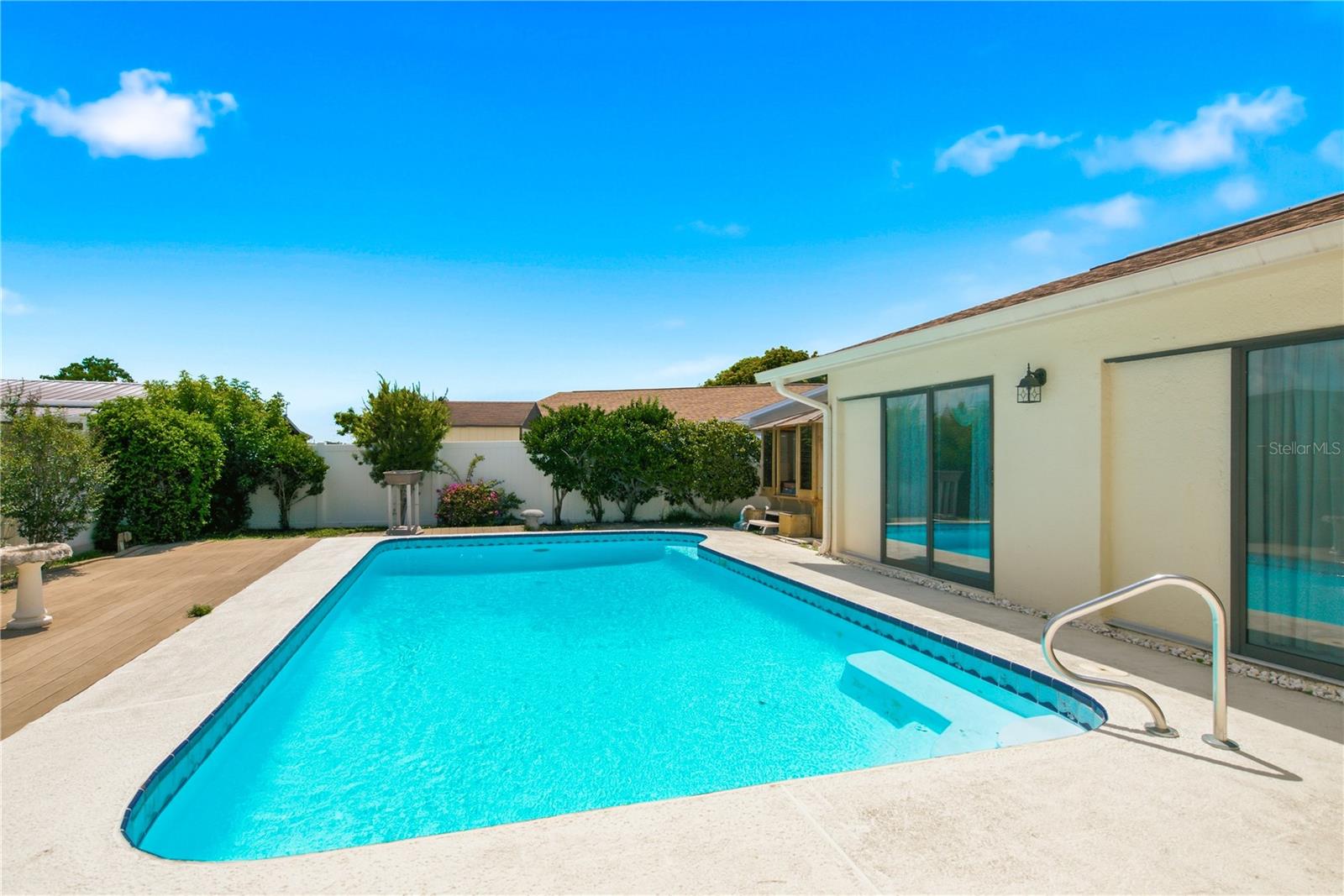 COUNTRY VILLAS-UNIT TWO - Residential