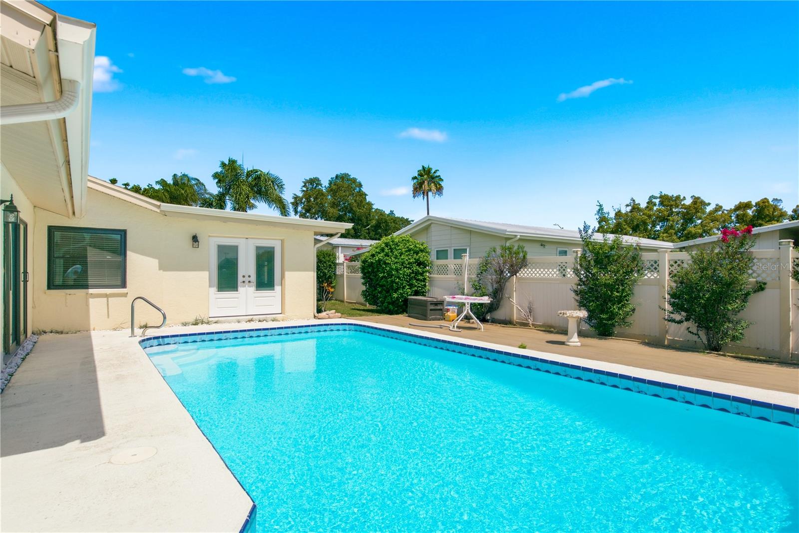 COUNTRY VILLAS-UNIT TWO - Residential