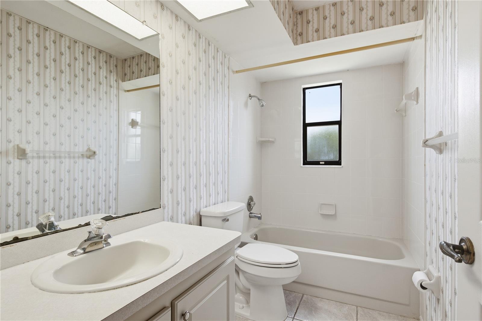 COUNTRY VILLAS-UNIT TWO - Residential