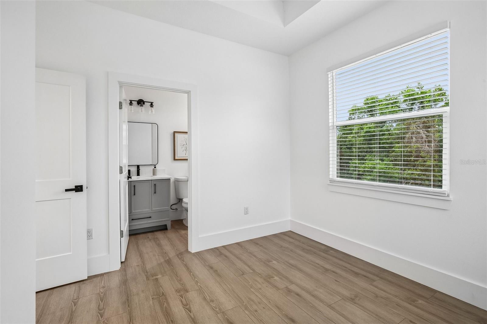 BELLMONT HEIGHTS - Residential