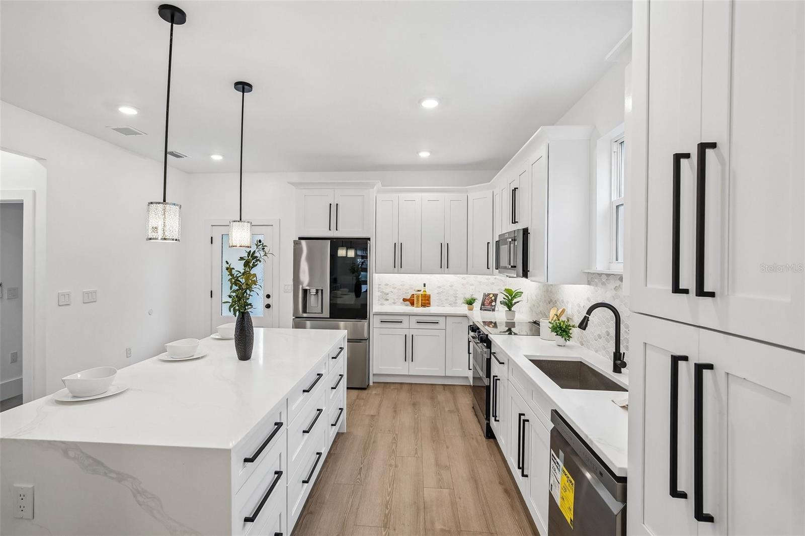 BELLMONT HEIGHTS - Residential