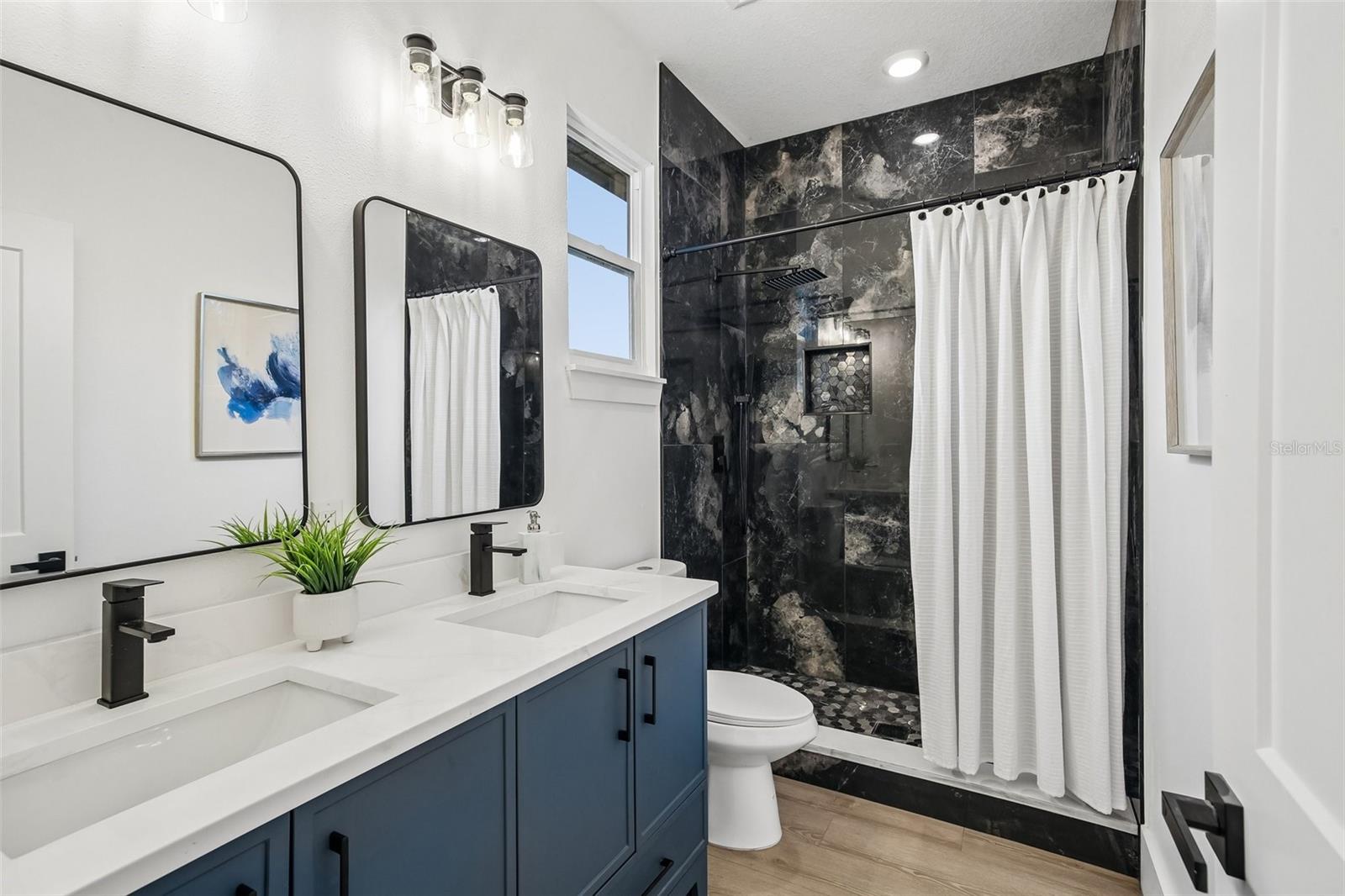 BELLMONT HEIGHTS - Residential