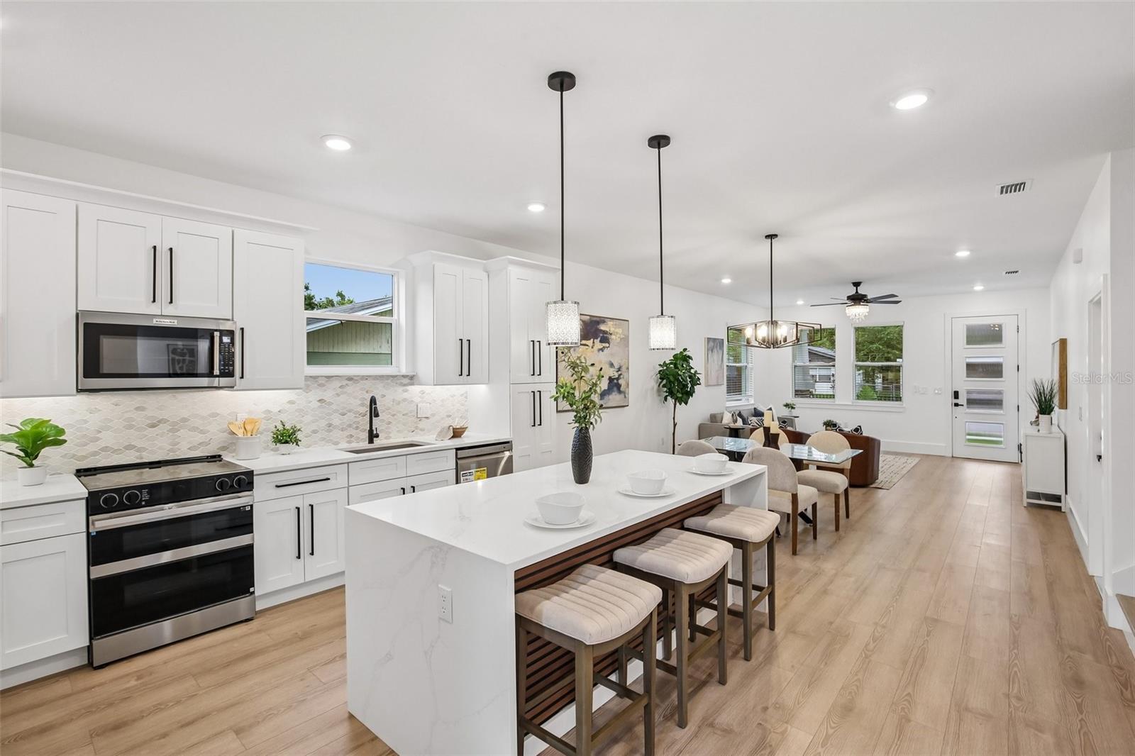 BELLMONT HEIGHTS - Residential