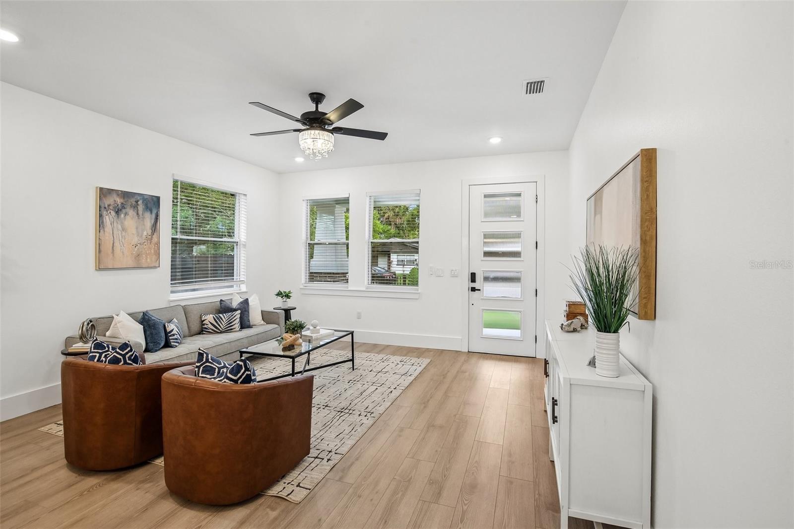 BELLMONT HEIGHTS - Residential