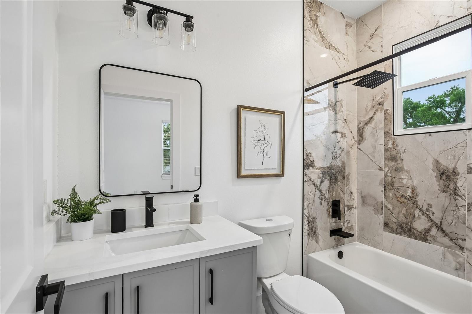 BELLMONT HEIGHTS - Residential