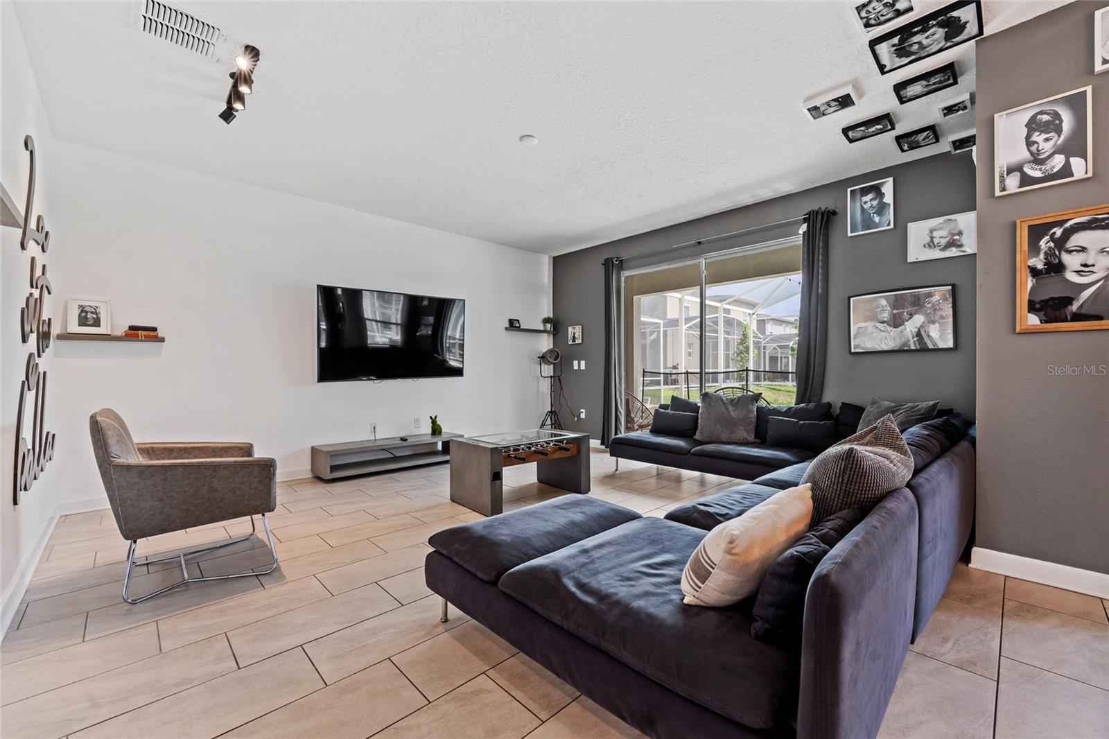 STONEYBROOK SOUTH - Residential
