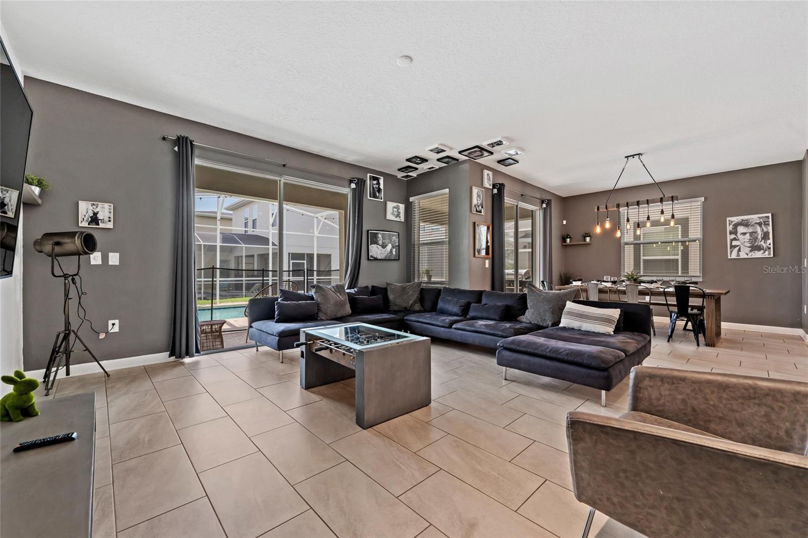 STONEYBROOK SOUTH - Residential