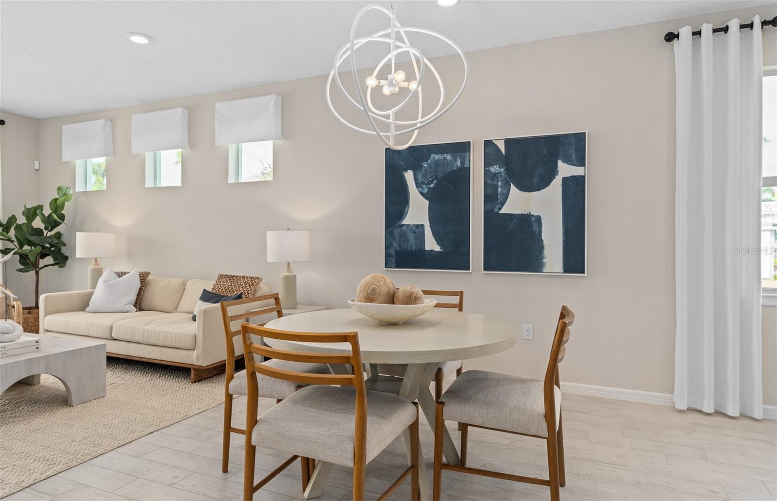 DEL WEBB LAKEHAVEN - Residential