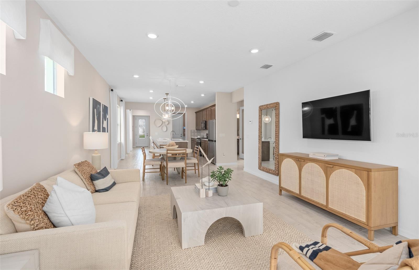 DEL WEBB LAKEHAVEN - Residential