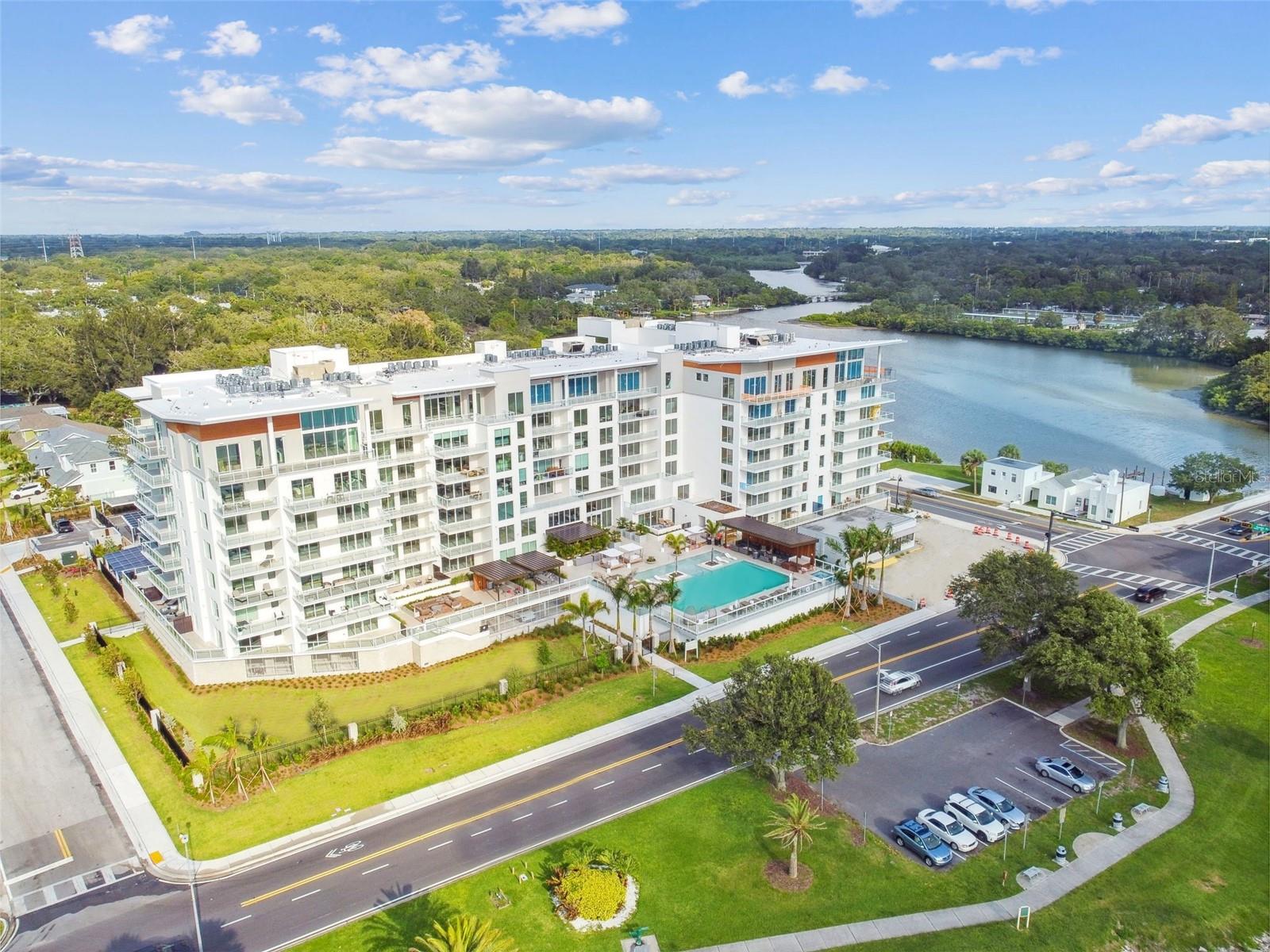 SERENA BY THE SEA - Residential