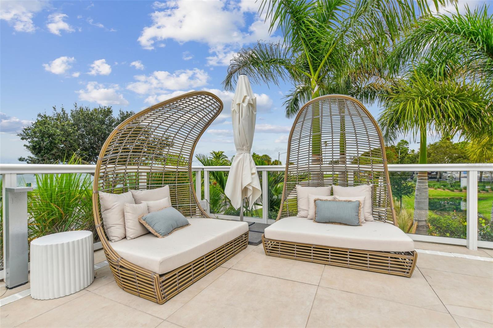 SERENA BY THE SEA - Residential