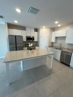 ONE COLLEGE PLACE - Residential Lease