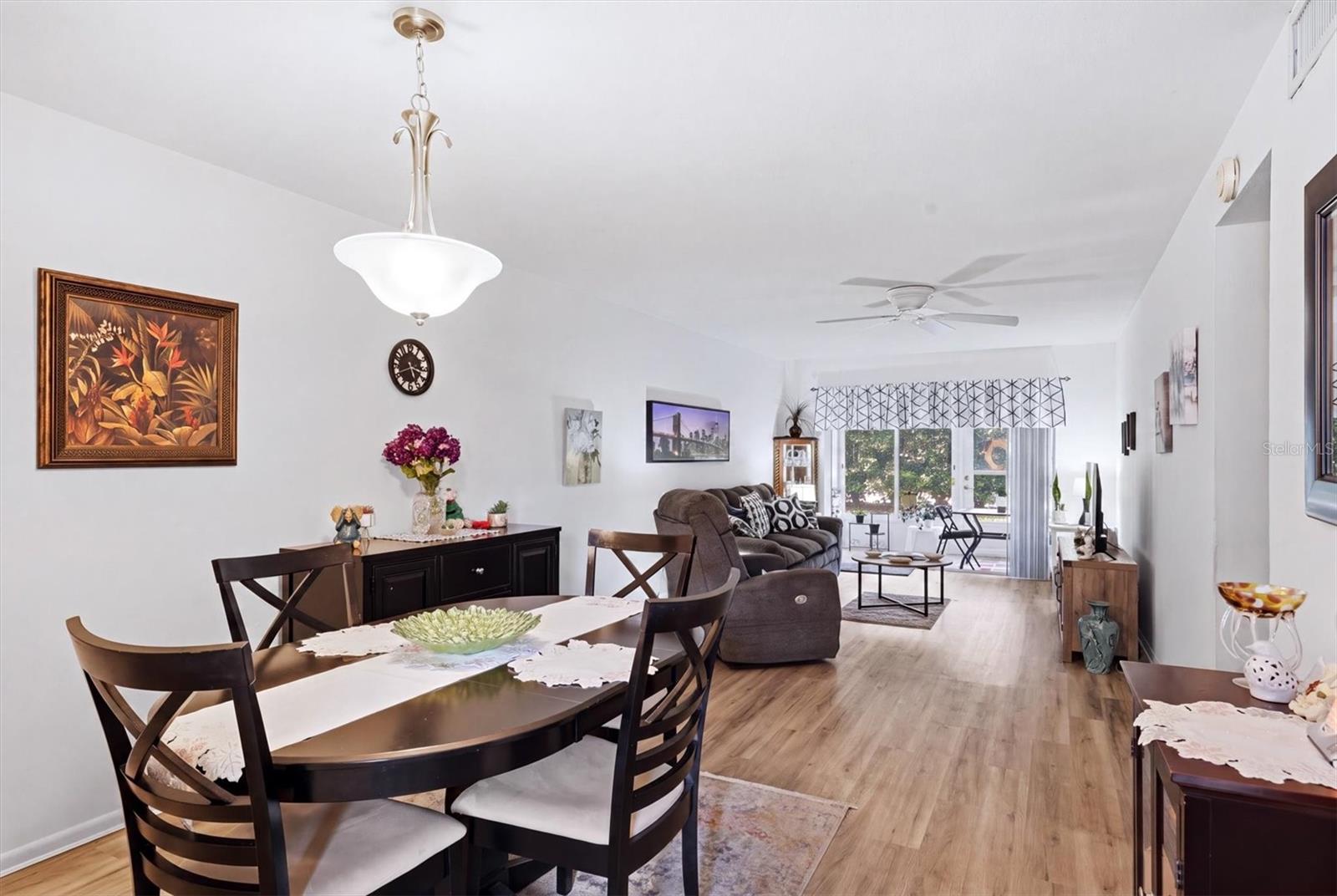 STRATHMORE VILLAGE GREEN - Residential
