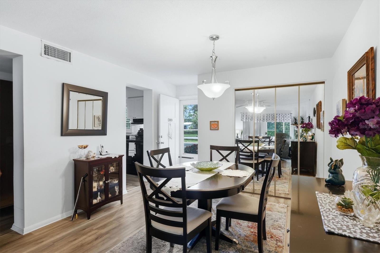 STRATHMORE VILLAGE GREEN - Residential