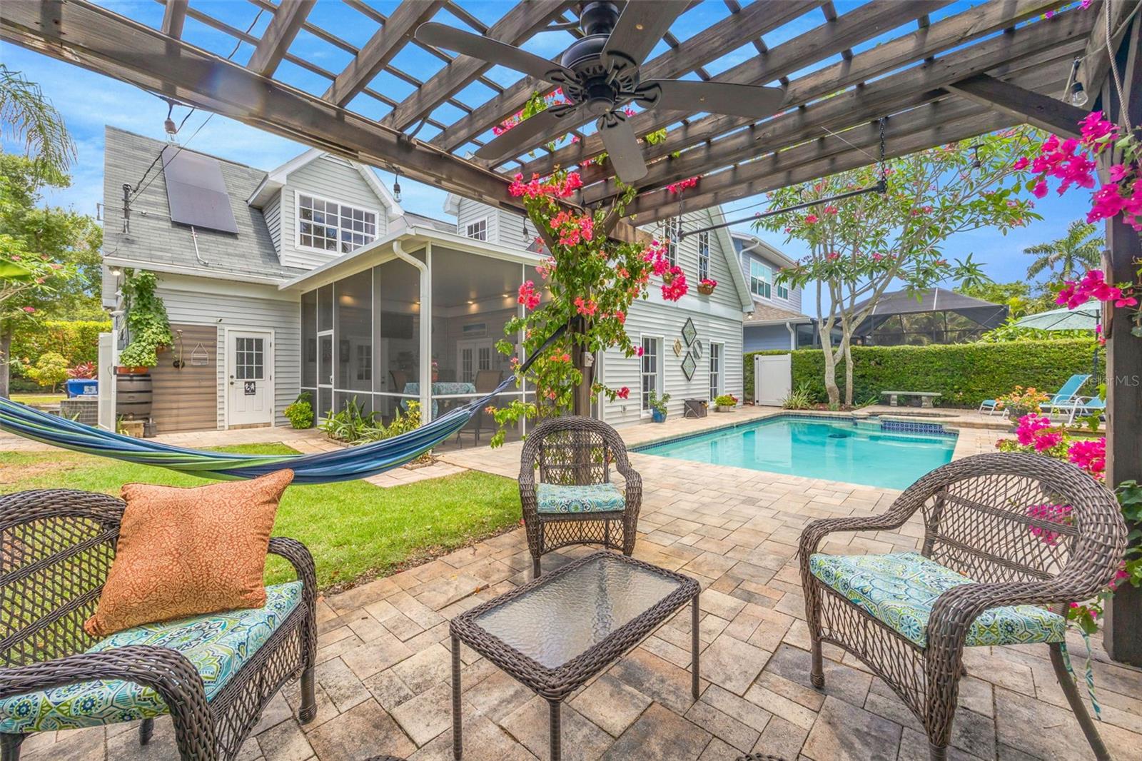 ALLENDALE TERRACE BLKS A-B-1-2-3-4-5-6 - Residential