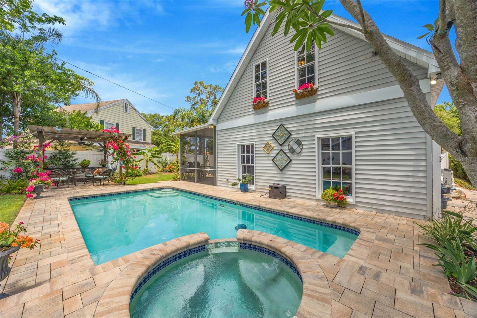 ALLENDALE TERRACE BLKS A-B-1-2-3-4-5-6 - Residential