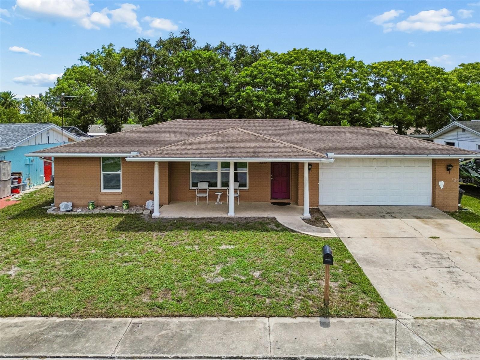 EMBASSY HILLS - Residential