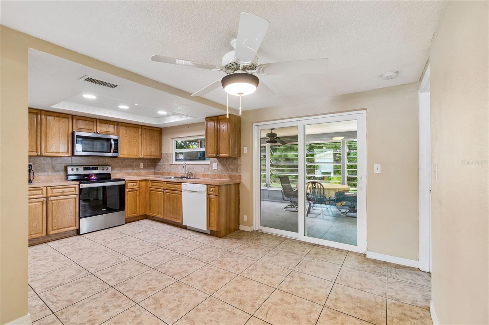 EMBASSY HILLS - Residential
